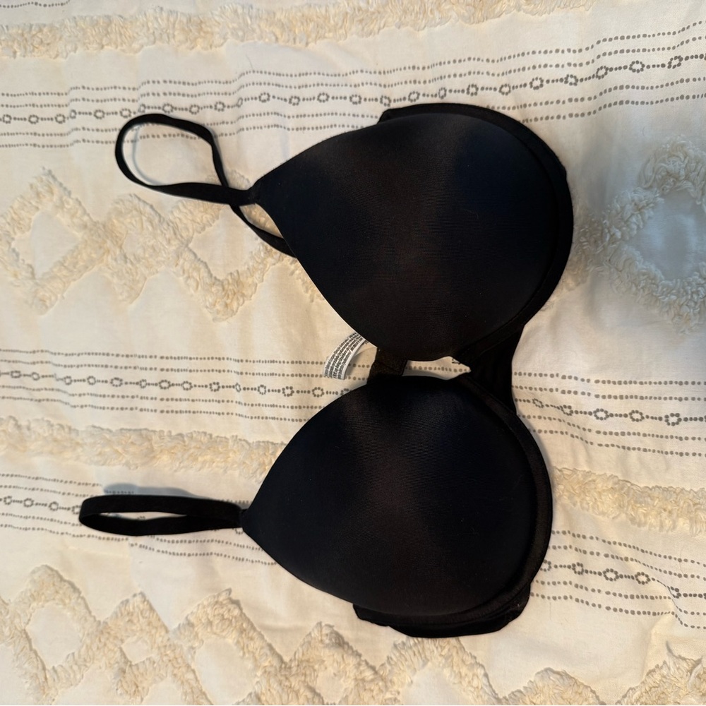 Victoria’s Secret- Where everywhere push-up bra